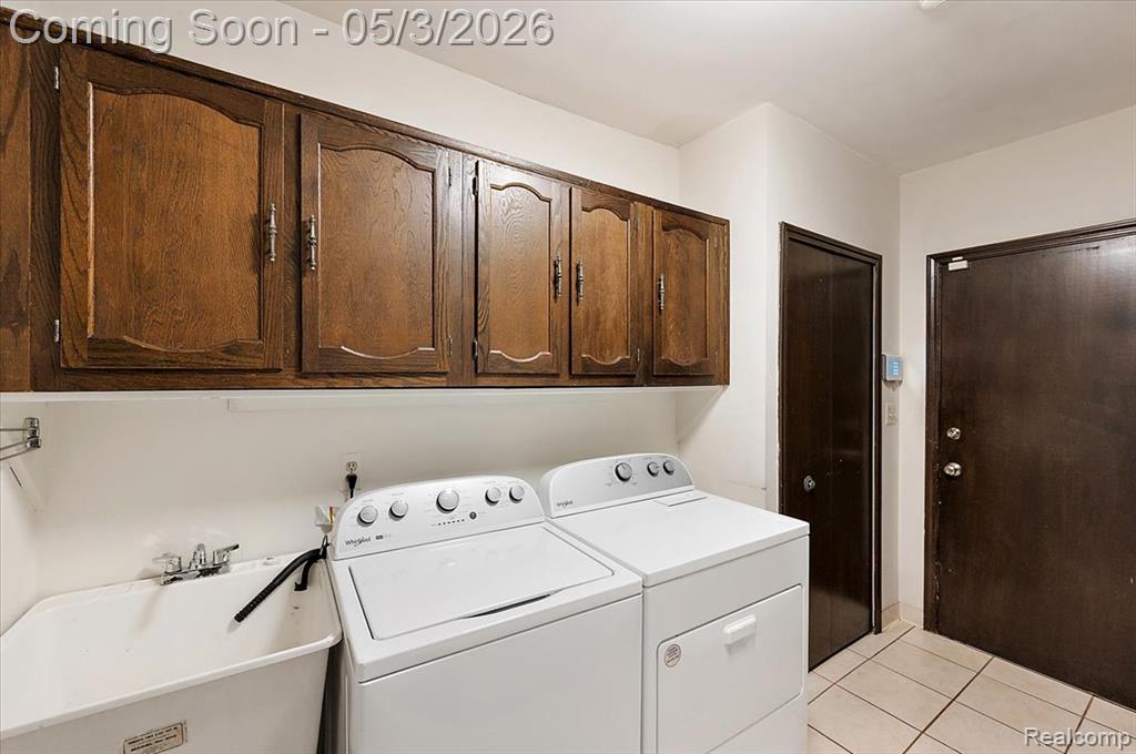4821 School Bell Lane, Bloomfield Hills, MI 48301 — Photo 23