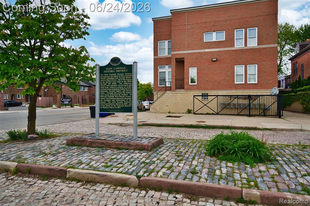 701 W Canfield Street, Detroit, MI 48201 — Photo 31