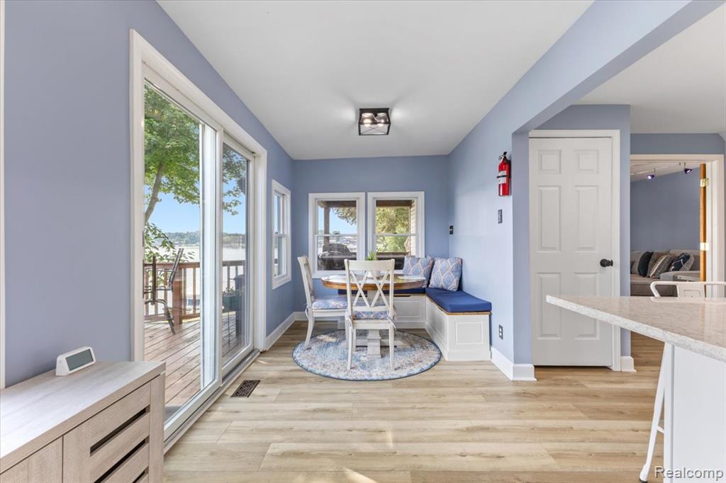 8437 WOODLAND SHORE Drive, Brighton, MI 48114 — Photo 19