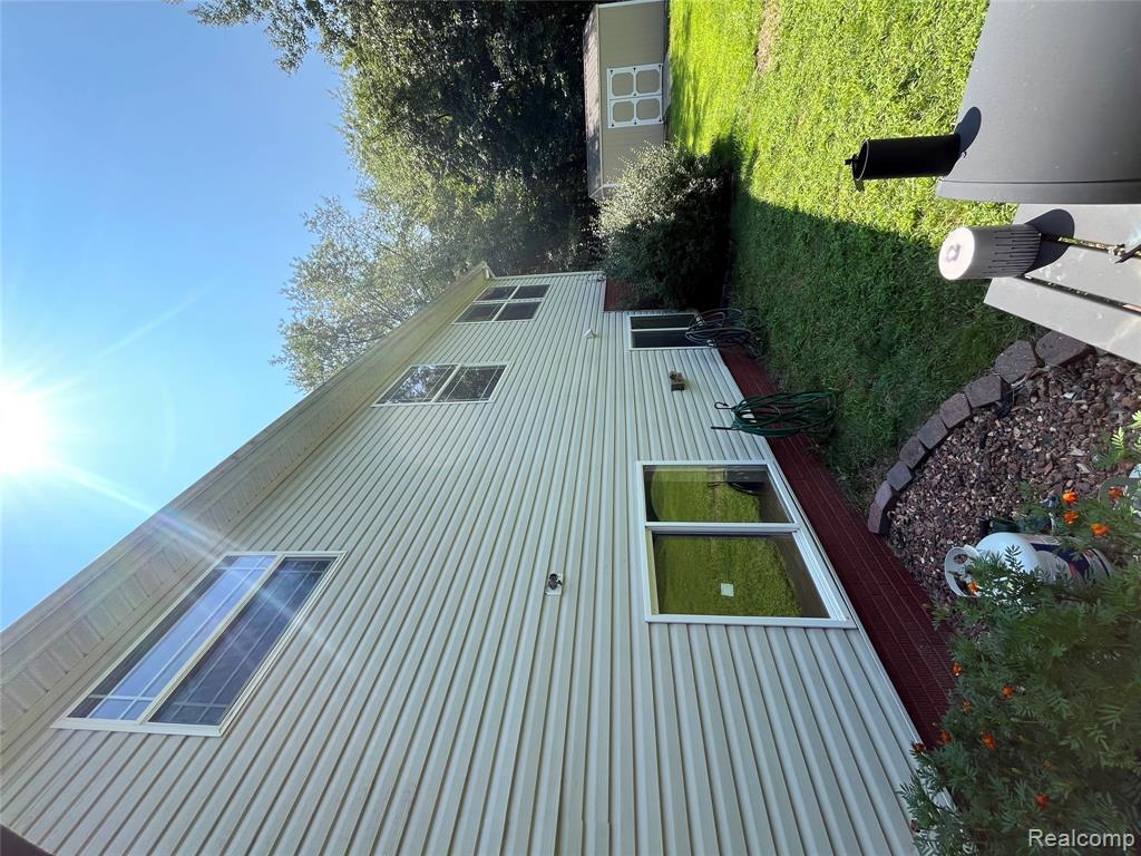 28524 Elwell Road, Belleville, MI 48111 — Photo 23