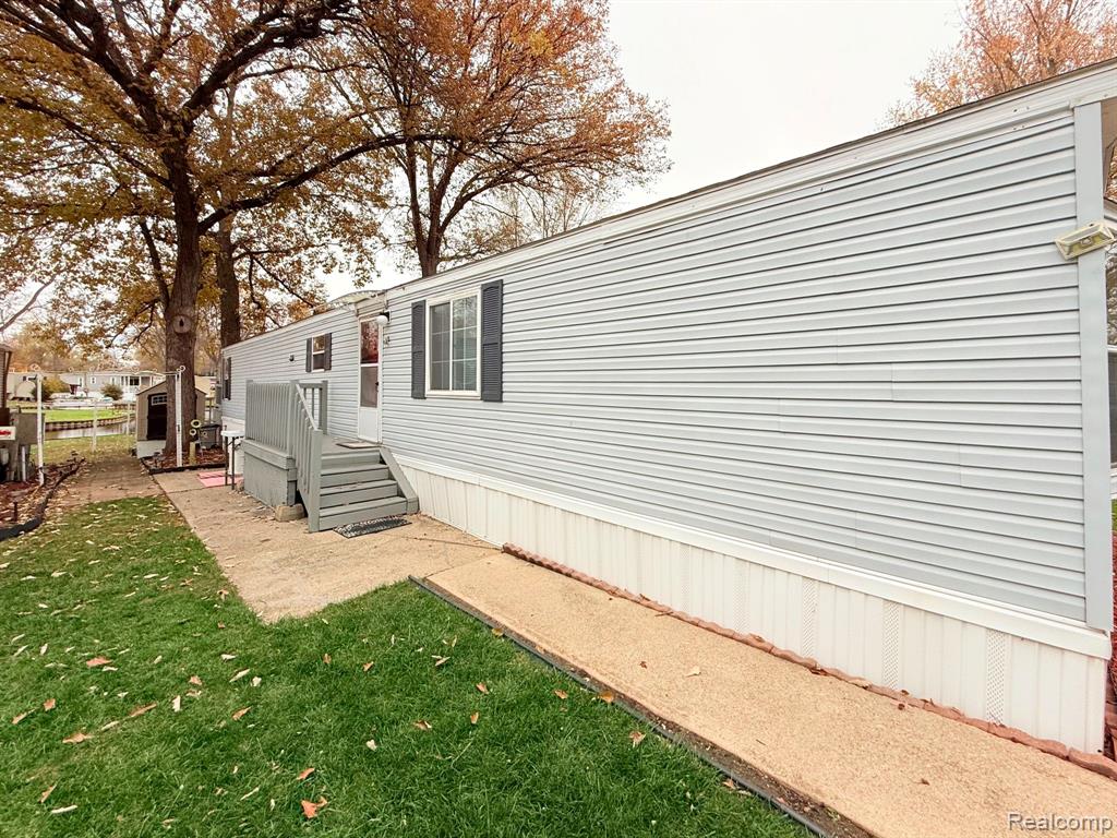 2764 Sunset Drive, Brooklyn, MI 49230 — Photo 30