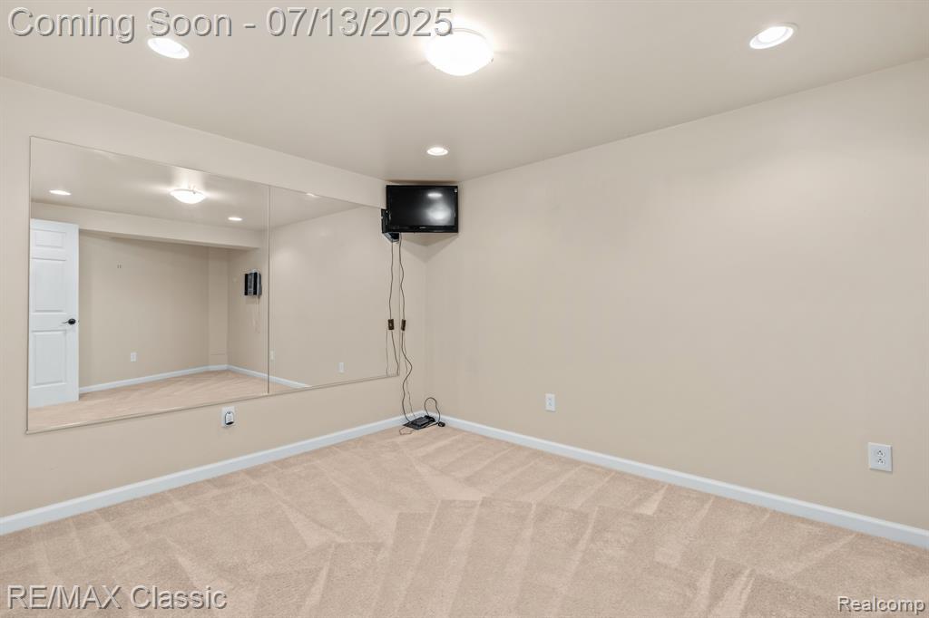 45450 Fountain View Drive, Canton, MI 48188 — Photo 42