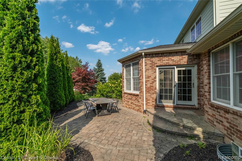 50738 Calvert Isle Drive, Novi, MI — Photo 58