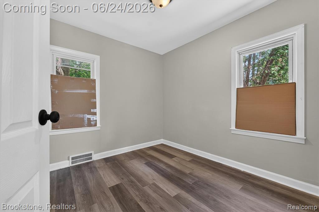 7203 Orchard Avenue, Warren, MI 48091 — Photo 18