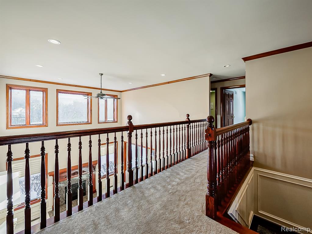 7364 Essex Drive, West Bloomfield, MI — Photo 40