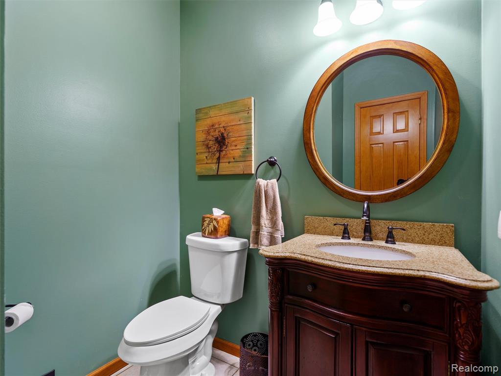 9480 Hartland Road, Fenton, MI 48430 — Photo 23