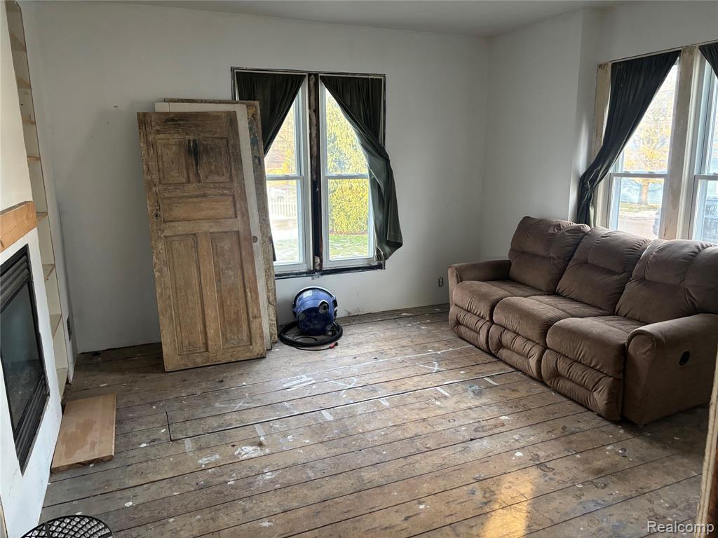 110 Oakland Street, Milford, MI 48381 — Photo 7
