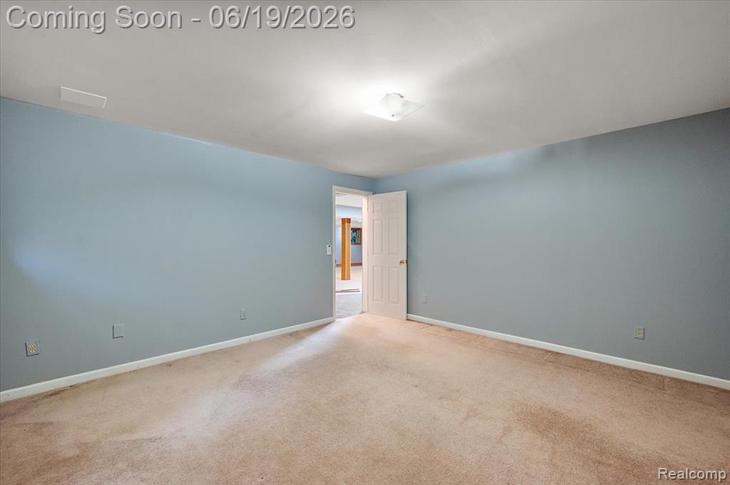 670 Rolling Acres Drive, Ortonville, MI 48462 — Photo 48