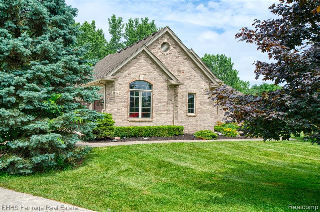 6952 Sharpe Road, Fowlerville, MI 48836 — Photo 8