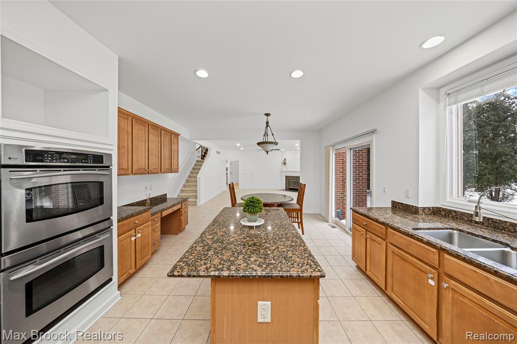 6901 Reed Court, West Bloomfield, MI — Photo 21