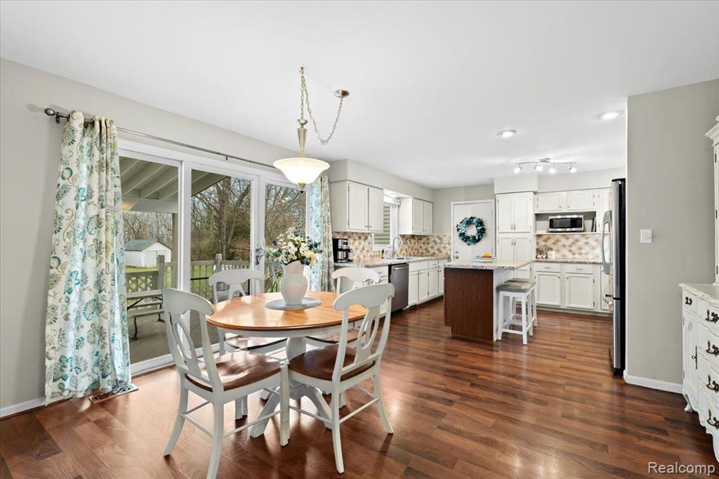 80 GROVELAND Drive, Howell, MI 48843 — Photo 7