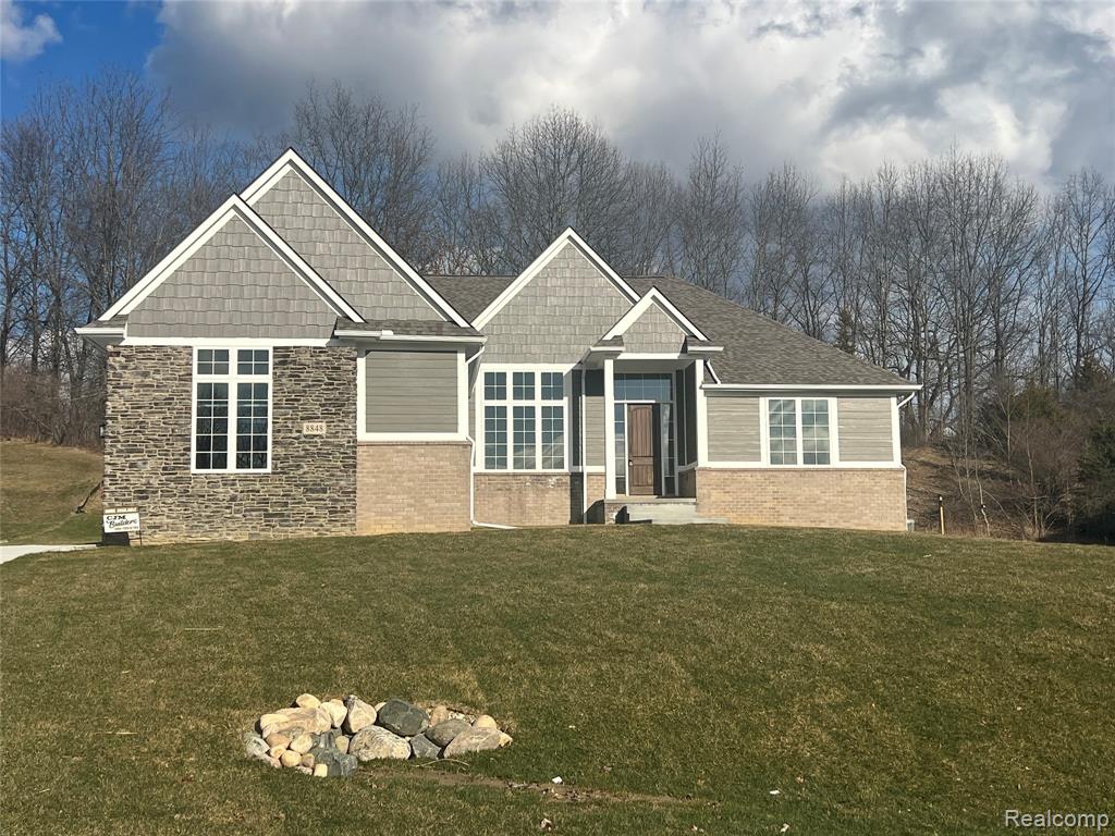 8848 Stonewall E, Clarkston, MI 48348 — front exterior