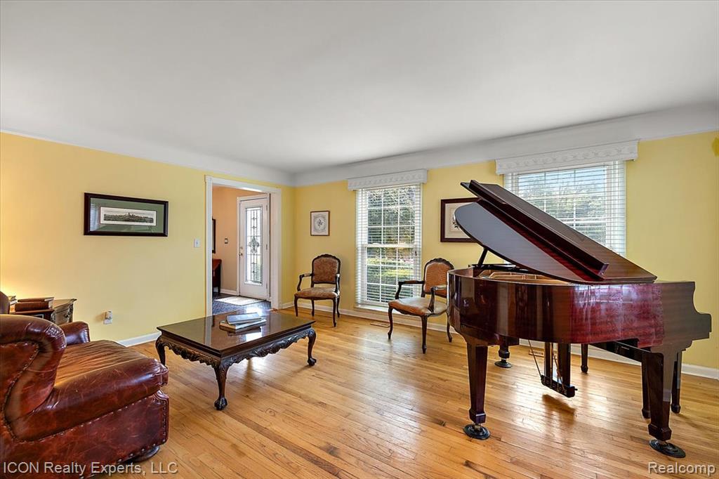 746 Birch Tree Lane, Rochester Hills, MI 48306 — Photo 17