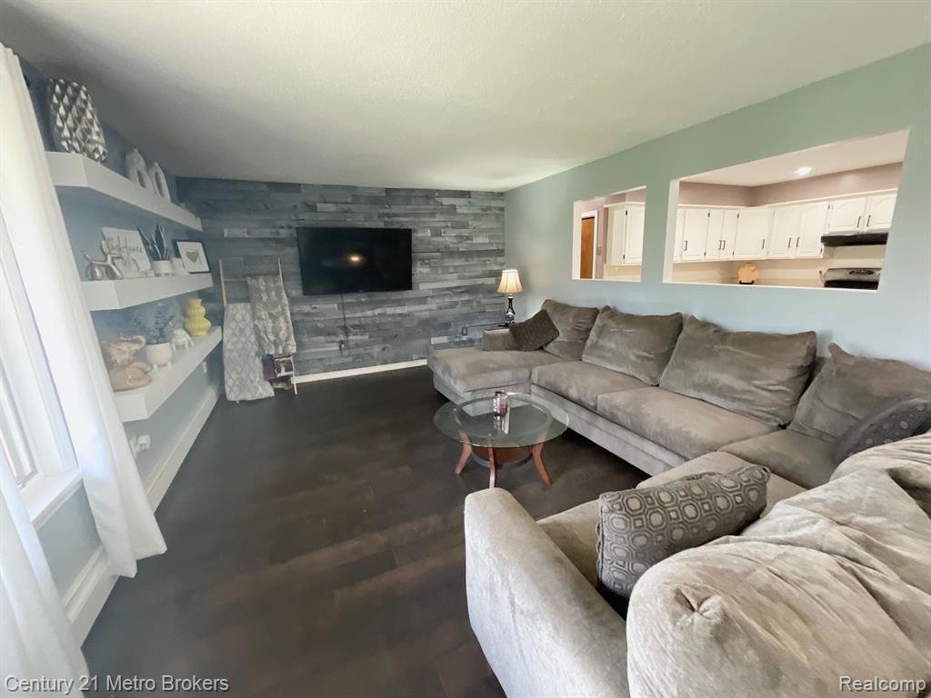 46444 WEAR Road, Belleville, MI 48111 — Photo 16