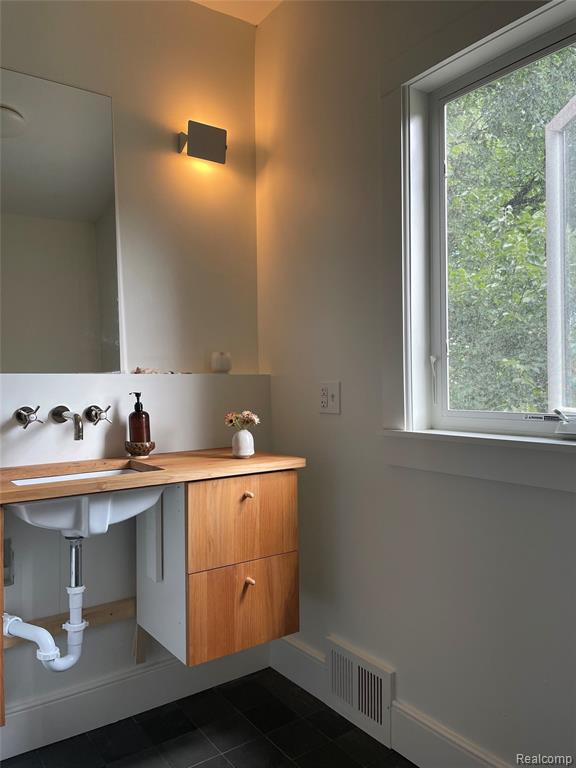432 Manistique, Detroit, MI 48215 — Photo 10