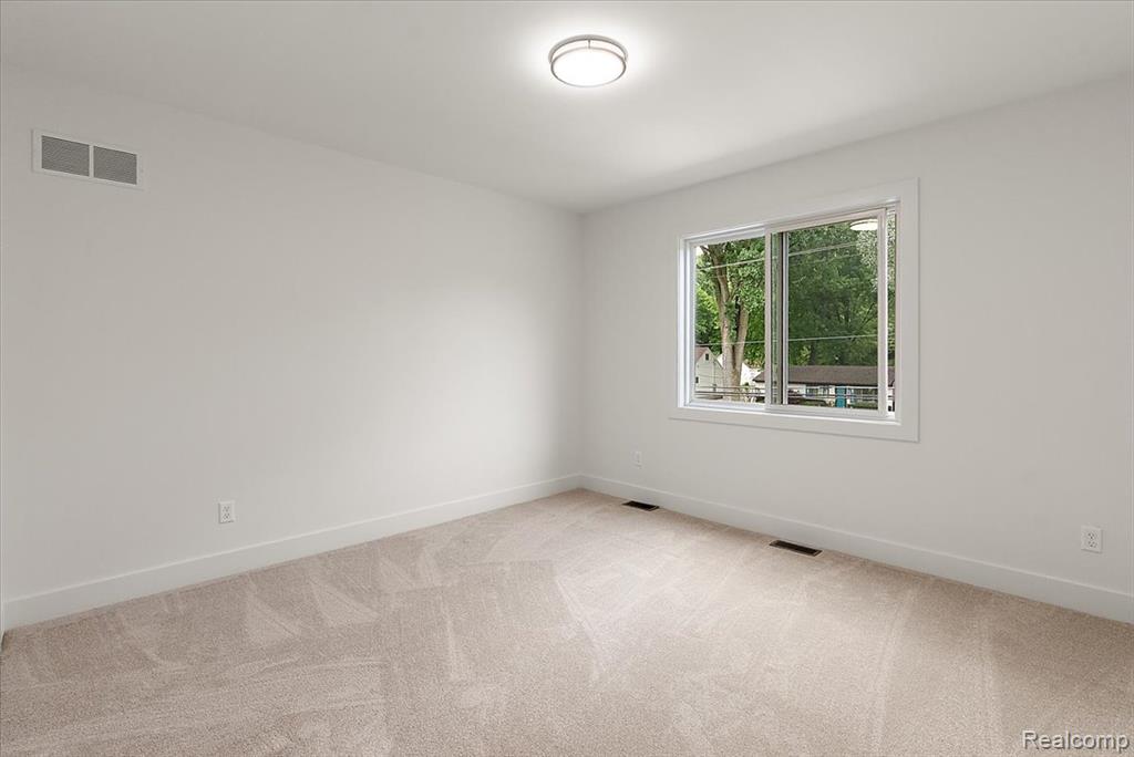 8774 Speedway Drive, Shelby Twp, MI 48317 — Photo 34