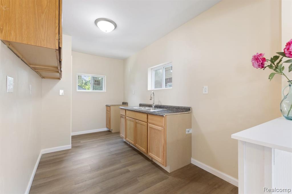 7342 Rosemont Avenue, Detroit, MI 48228 — Photo 6