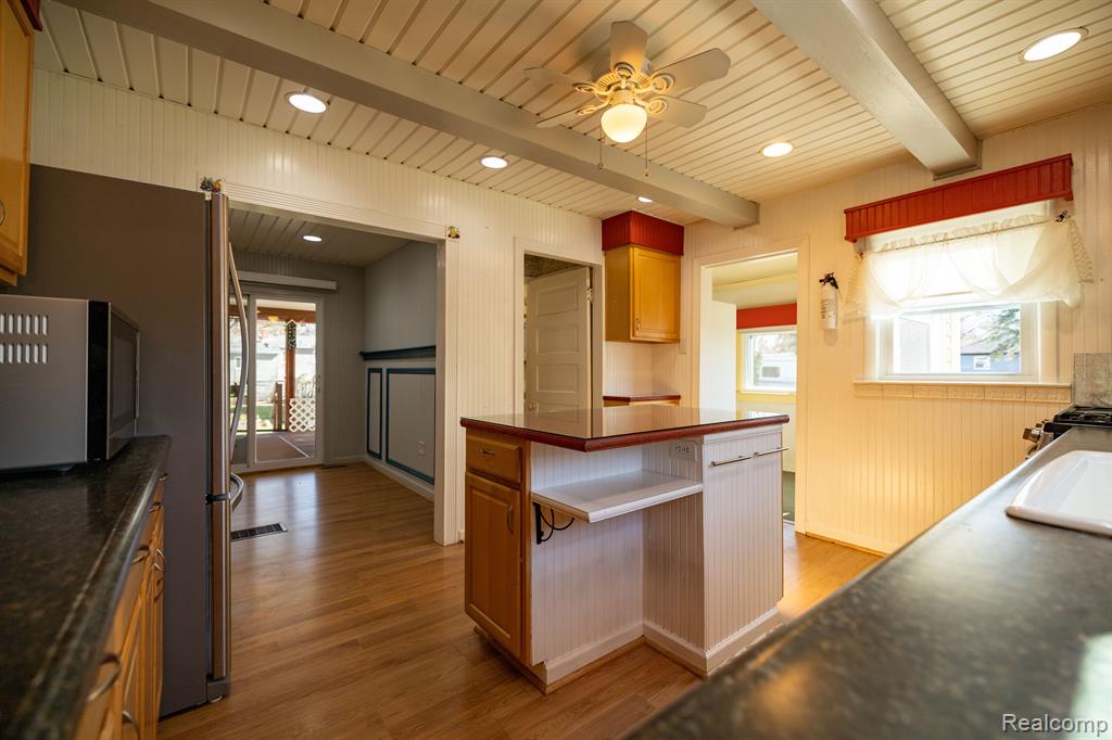 9180 COOLEY LAKE Road, White Lake, MI — Photo 13