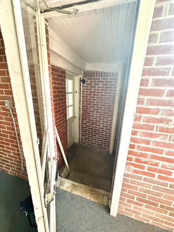 590 W HILDALE Avenue, Highland Park, MI 48203 — Photo 12