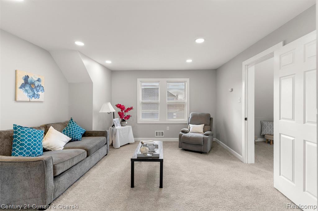 3843 MARTIN Street, Detroit, MI 48210 — Photo 30