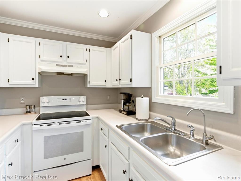 1561 S Delano Street, St. Clair, MI 48079 — Photo 19