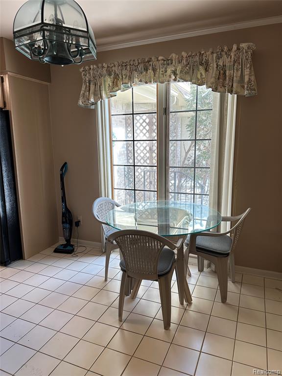 2753 MAITLAND Drive, Ann Arbor, MI 48105 — Photo 3