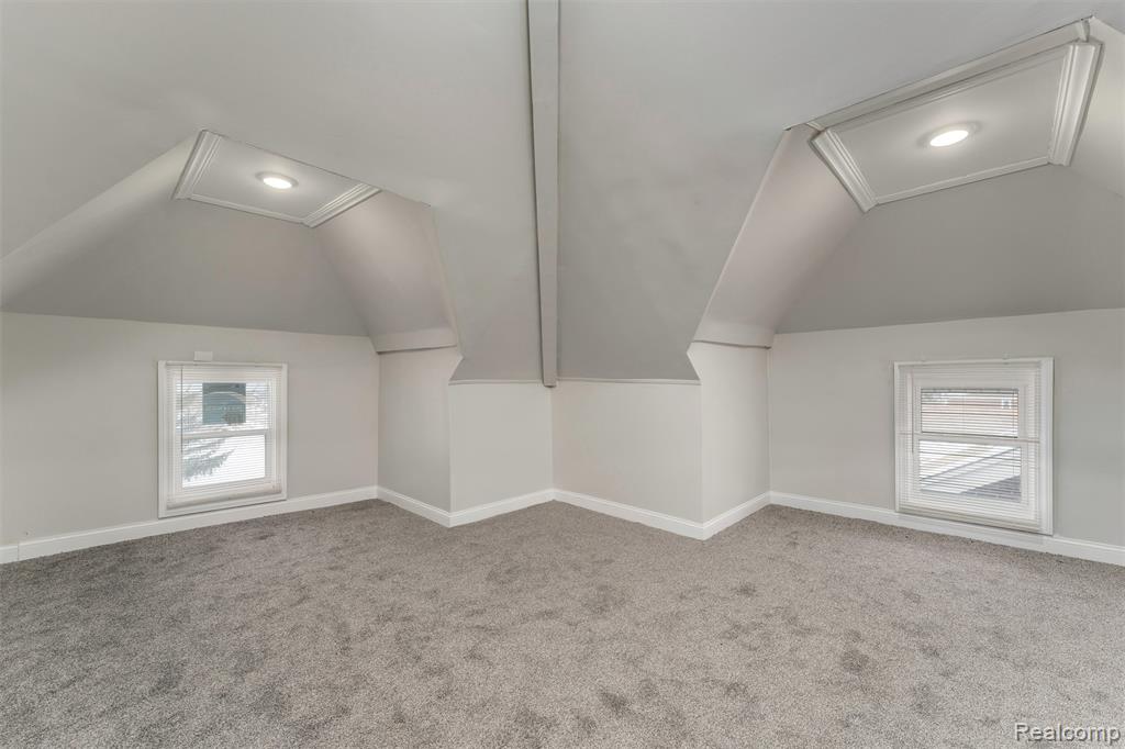 4411 Iroquois Street, Detroit, MI 48214 — Photo 24