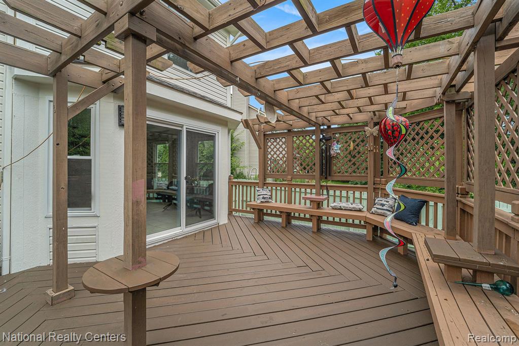 3065 FENVIEW Drive, Ann Arbor, MI 48108 — Photo 5