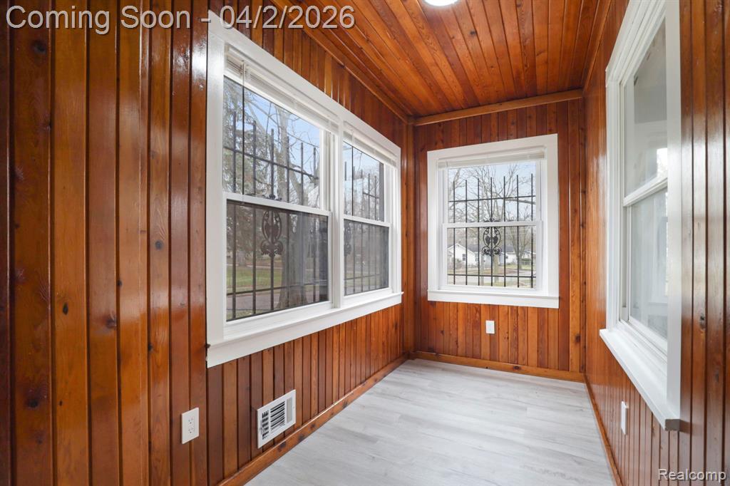 2613 Woodrow Avenue, Flint, MI 48506 — Photo 30