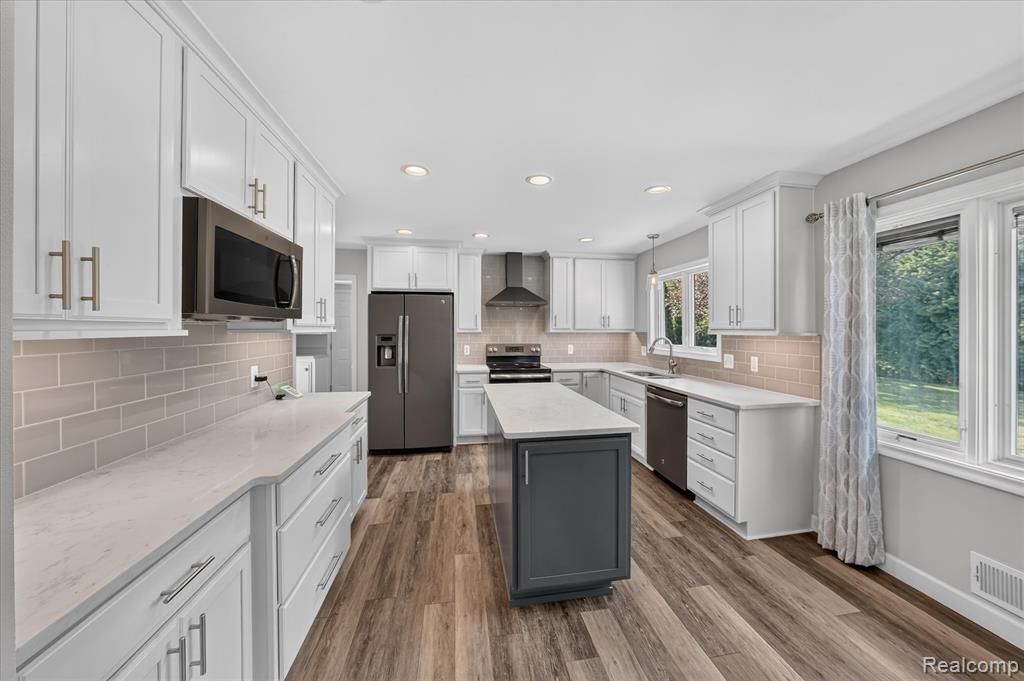 3 Shorecrest Circle, Grosse Pointe, MI 48236 — Photo 17