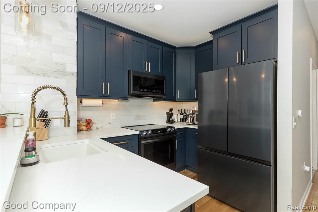 56729 Longhorn Drive, Shelby Twp, MI 48316 — Photo 10