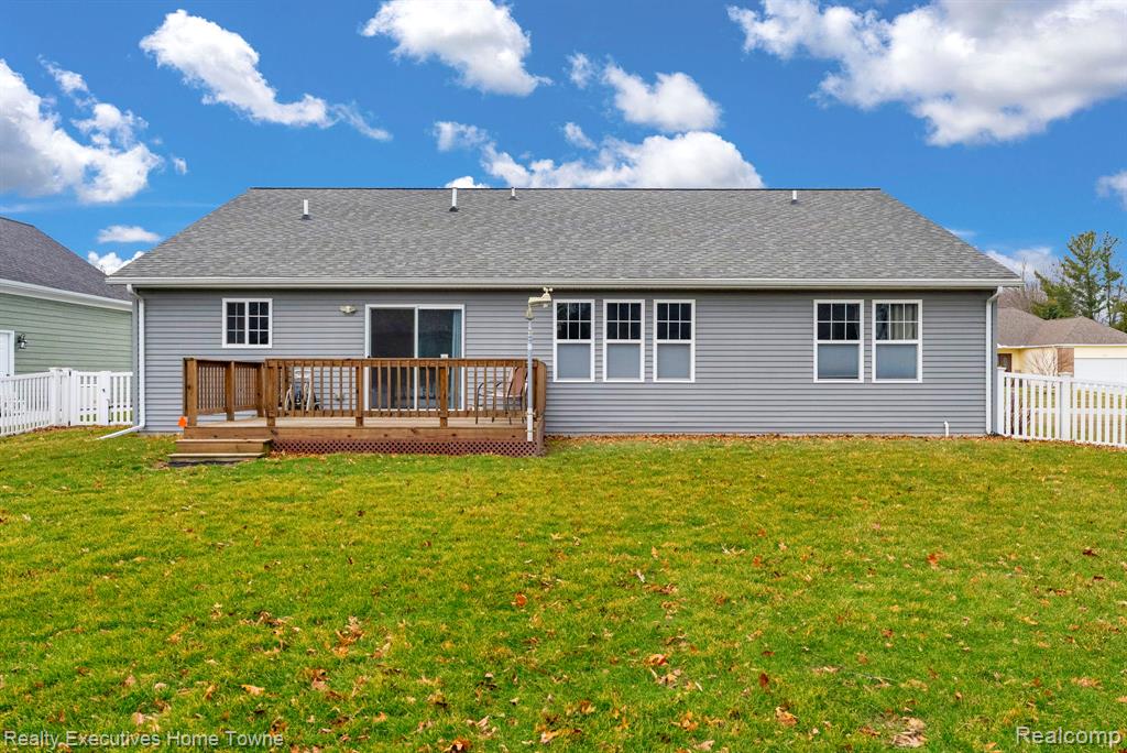 4080 Lancaster Drive, Fort Gratiot, MI 48059 — Photo 34