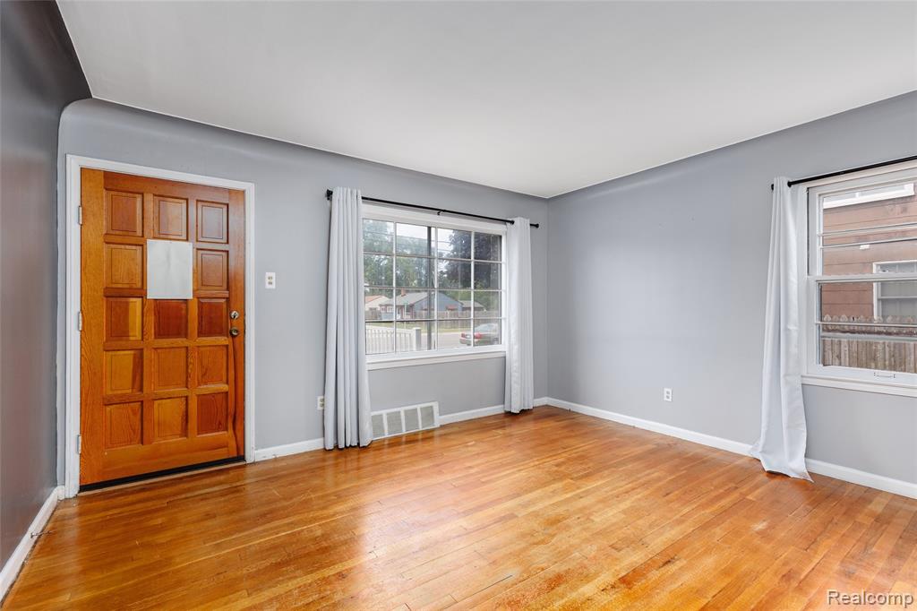 15738 Frazho Road, Roseville, MI 48066 — Photo 5