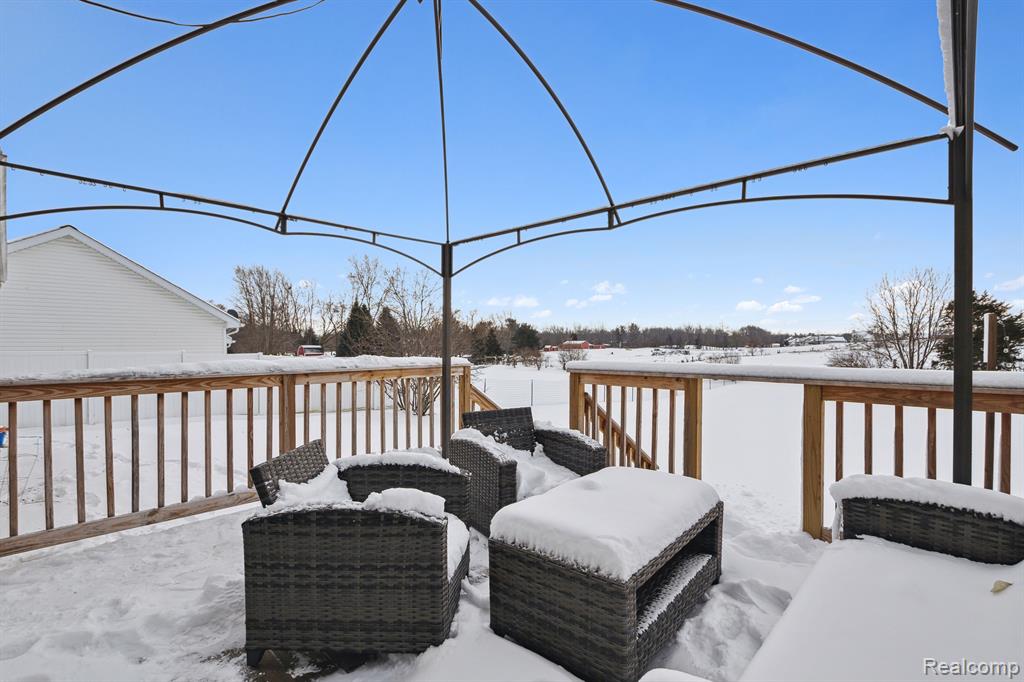 293 Village Preserve, Grass Lake, MI 49240 — Photo 32