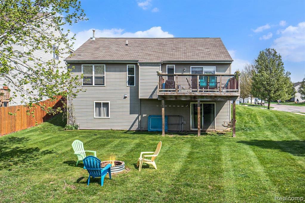 494 SWEET BRIAR Ridge, Linden, MI 48451 — Photo 2