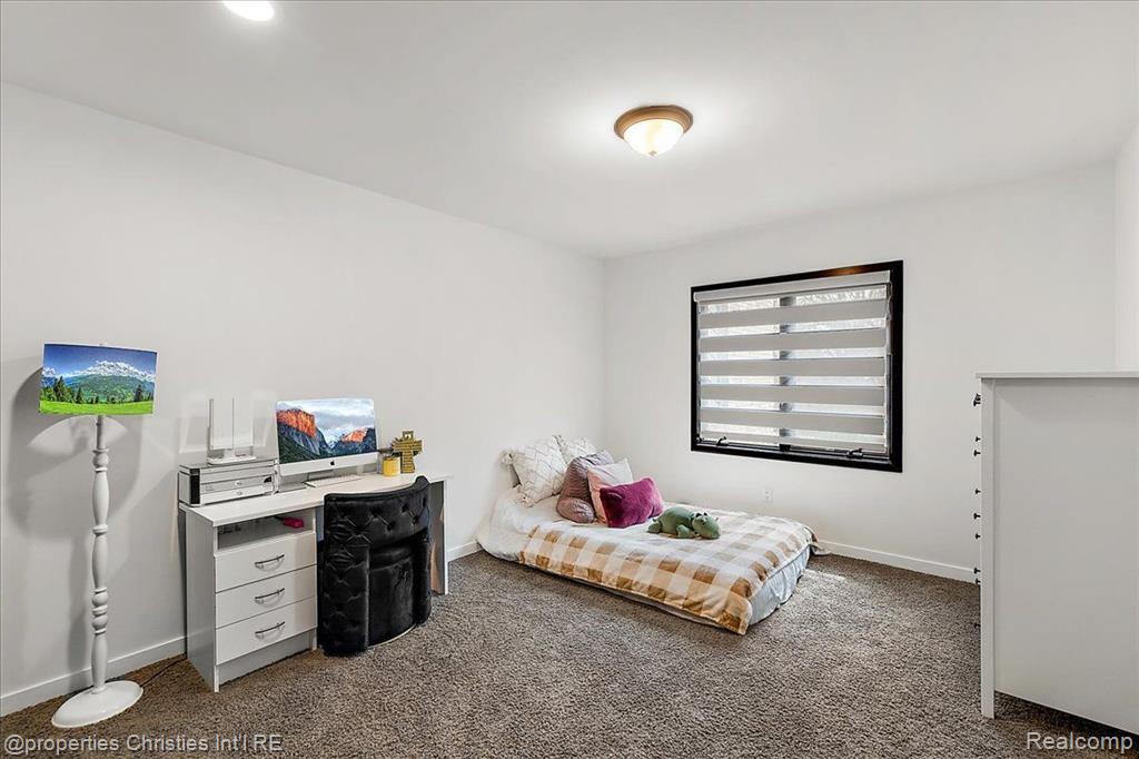 1194 EAGLE NEST CT, Milford, MI 48381 — Photo 23