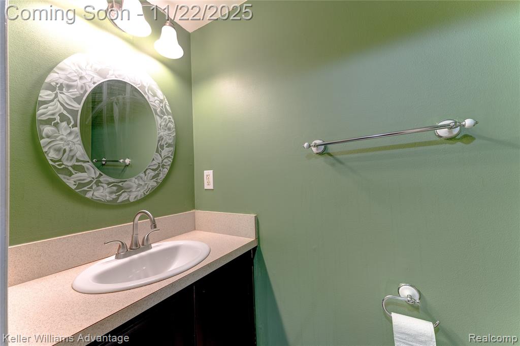 39928 Crosswinds, Novi, MI — Photo 11