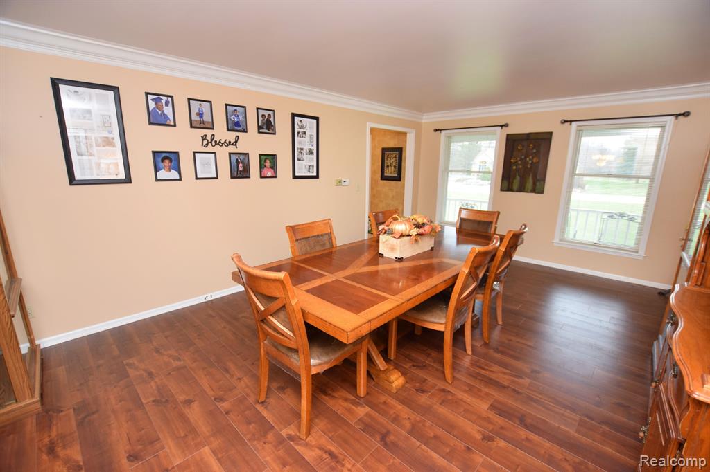 6018 COVERED WAGONS Trail, Flint, MI 48532 — Photo 10