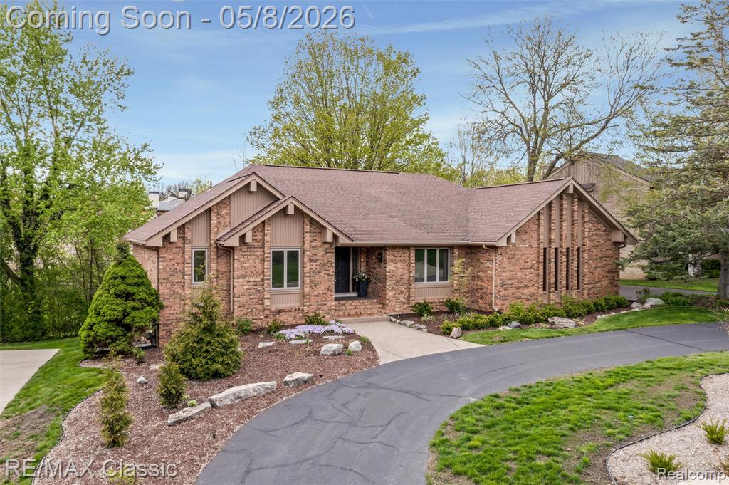 20419 Woodcreek Boulevard, Northville, MI 48167 — Photo 3
