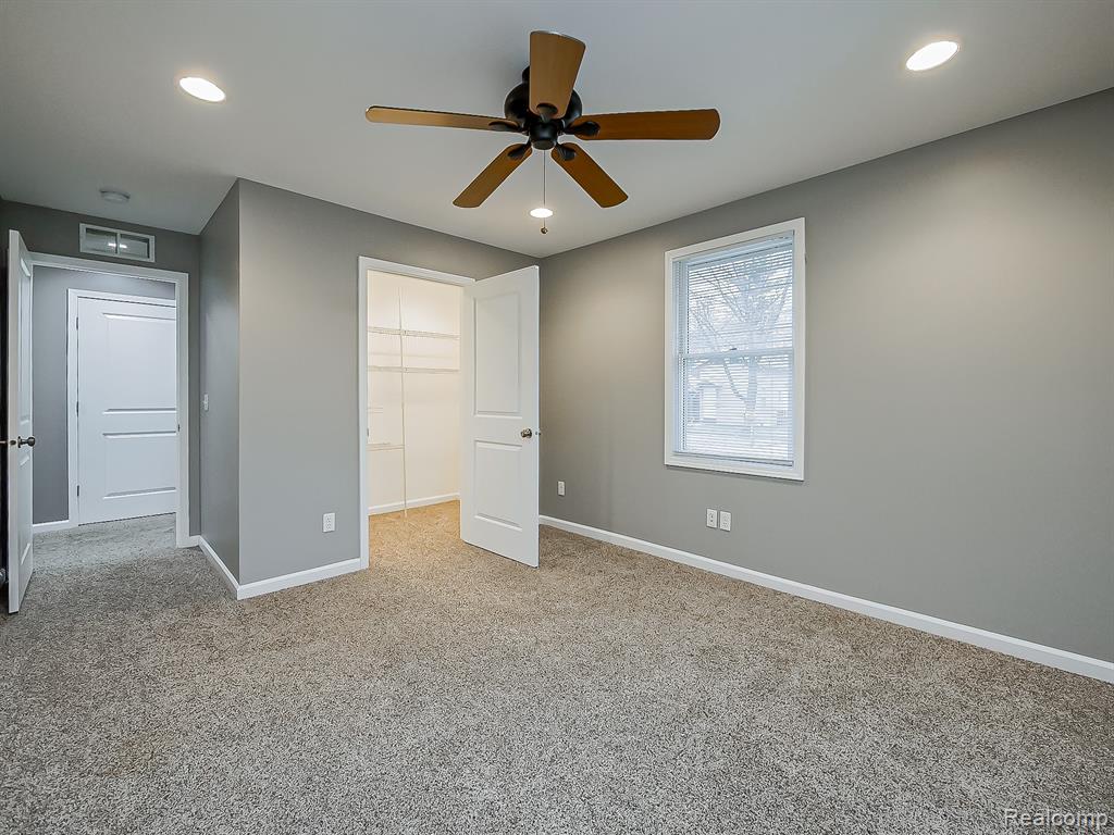 4744 Midland Drive, Pinckney, MI 48169 — Photo 9