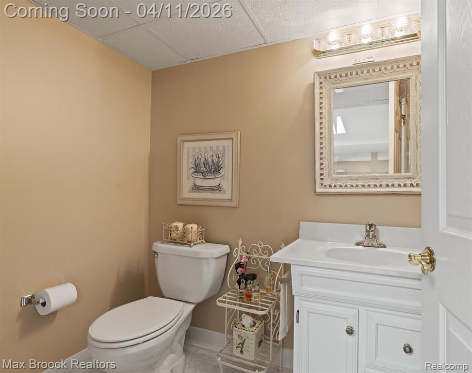 5010 Lake Vista Drive, West Bloomfield, MI 48323 — Photo 27
