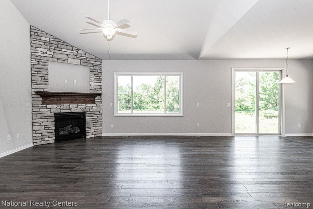 53237 Woodland, Chesterfield, MI 48047 — Photo 13