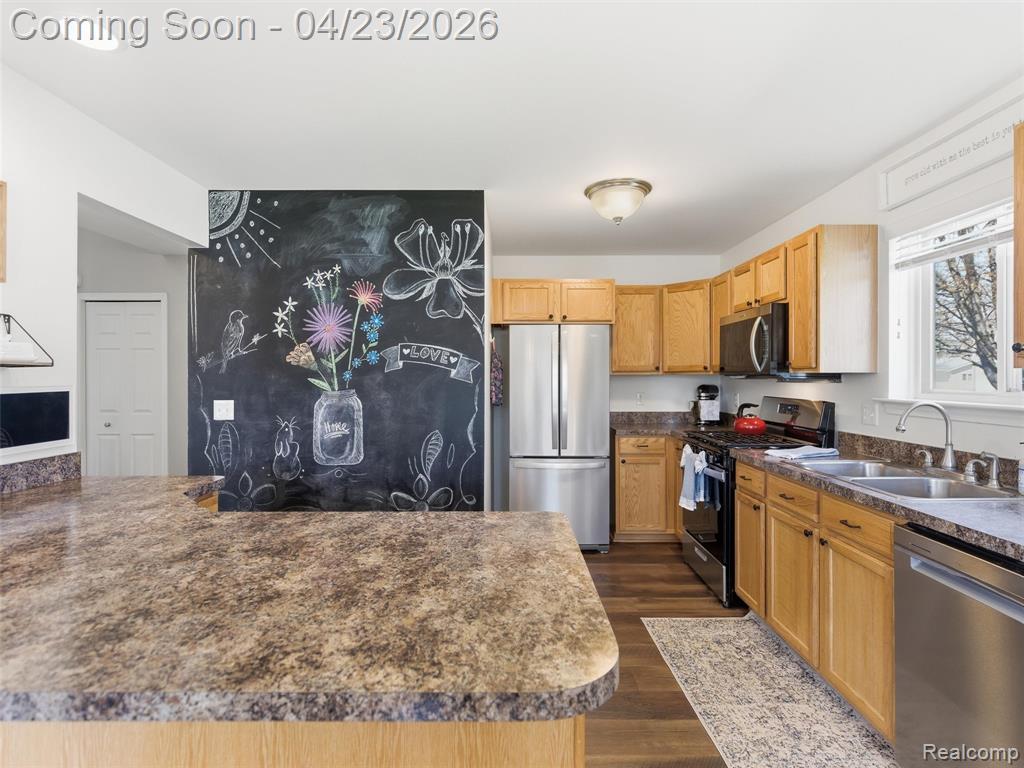 4060 Laforest Drive, Waterford, MI 48329 — Photo 10