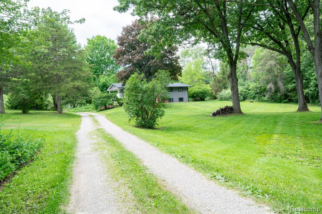 7333 Toma Road, Dexter, MI 48130 — Photo 6