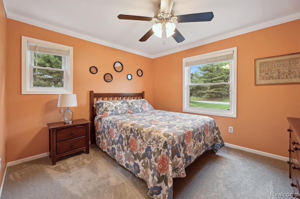 9762 Dickerson Court, South Lyon, MI 48178 — Photo 28