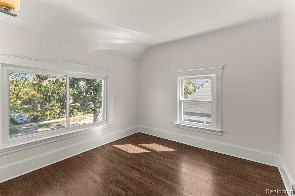929 Lawrence Street, Detroit, MI 48202 — Photo 24