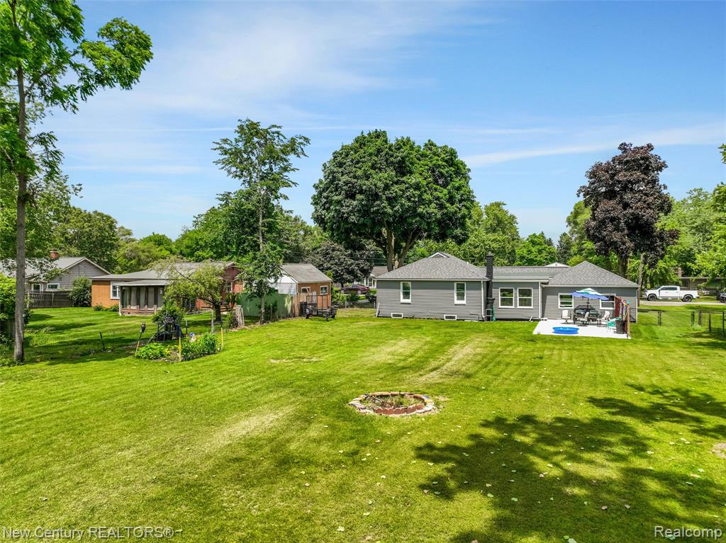 5763 Graves Street, Waterford, MI 48327 — Photo 29