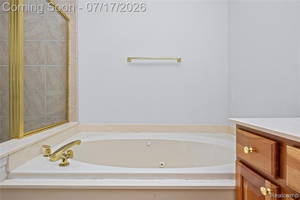 44562 Aspen Ridge Drive, Northville, MI 48168 — Photo 38