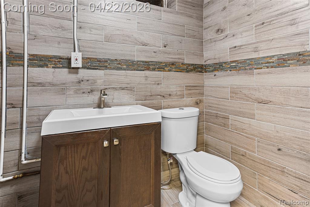 409 Crescent Drive, Dearborn, MI 48124 — Photo 41