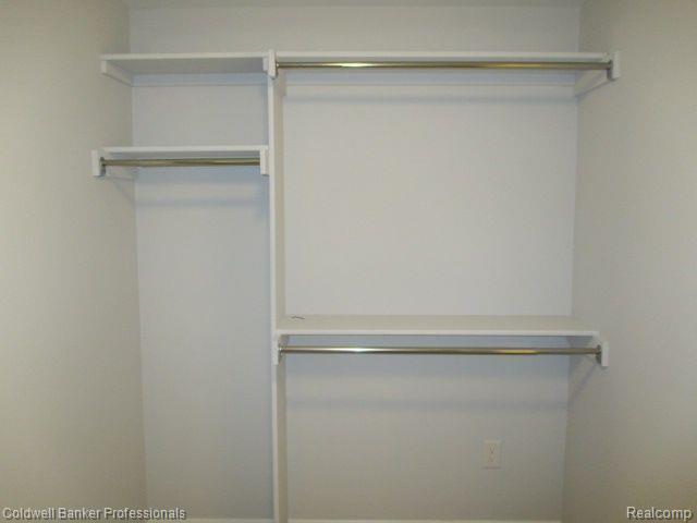 5283 Shrewsbury Drive, Troy, MI 48085 — Photo 22